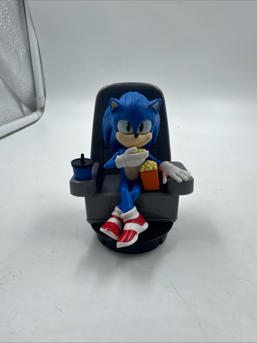 Sonic The Hedgehog 3 Sonic Theater Cup Topper Figure 2025 blue cup 3”